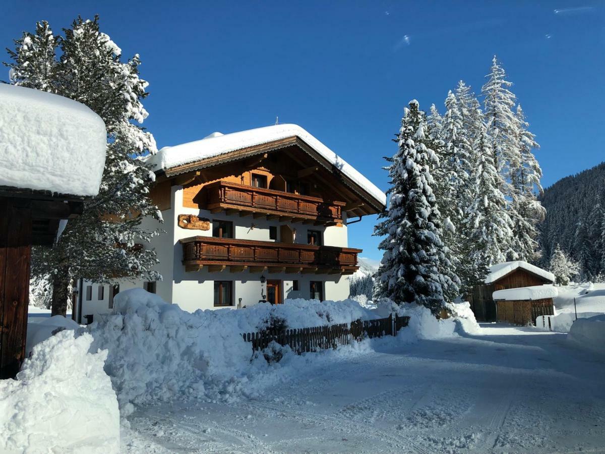 Haus Waltraud Hotel St Jakob in Defereggen Eksteriør billede